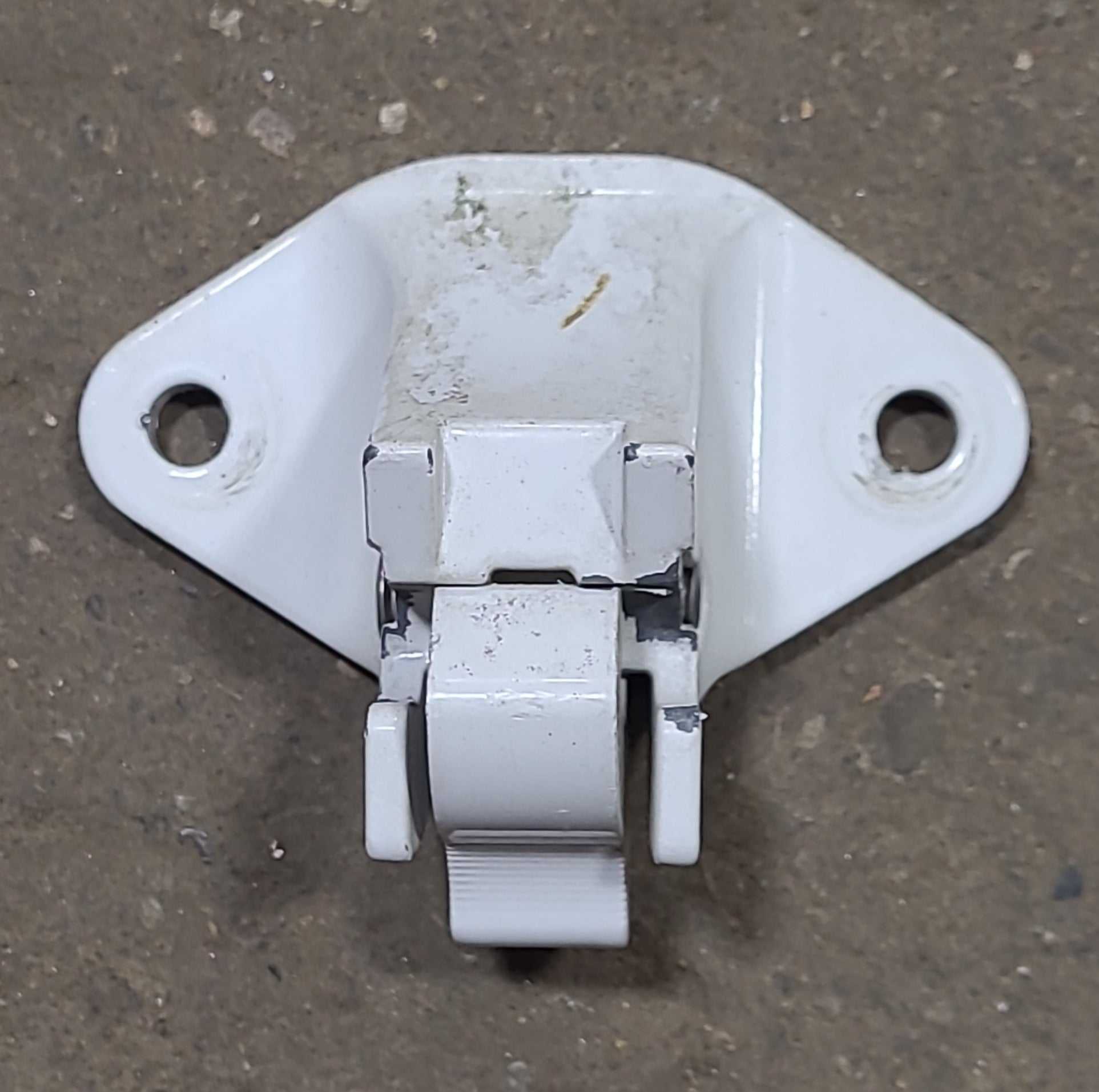 Dometic / A&E, Used Dometic Awning Bottom Mounting Bracket